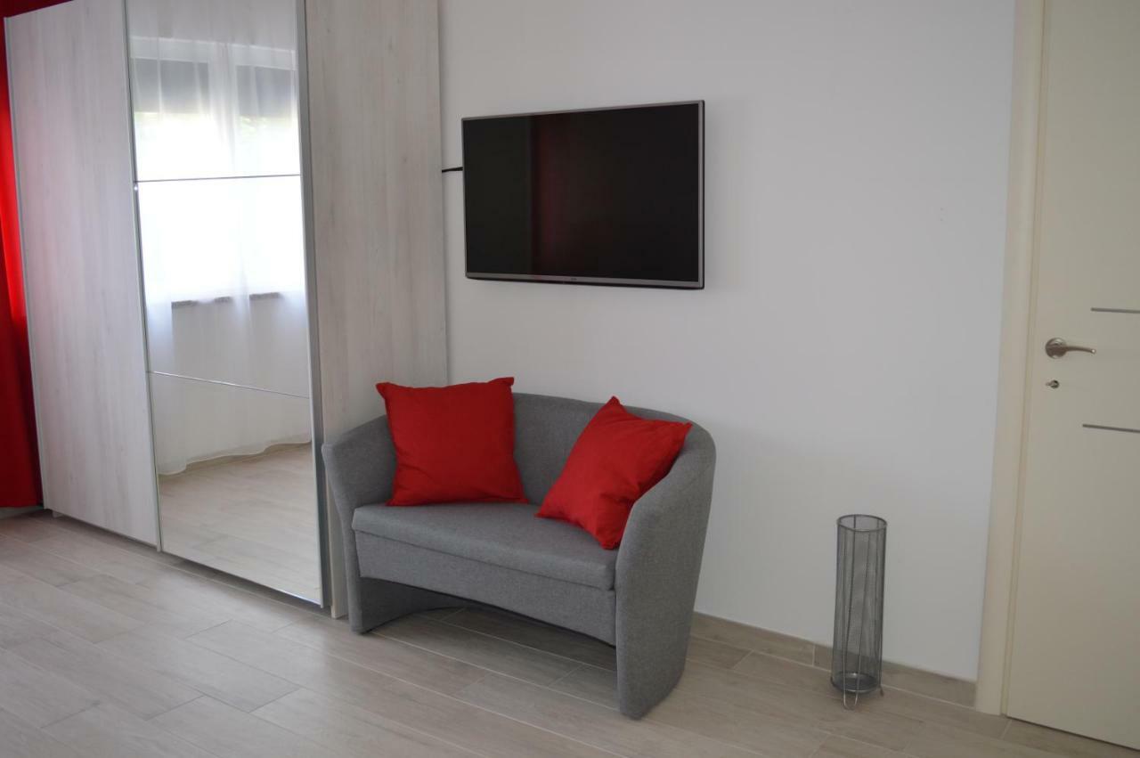 Margherita'S Room Ρόβινι Εξωτερικό φωτογραφία