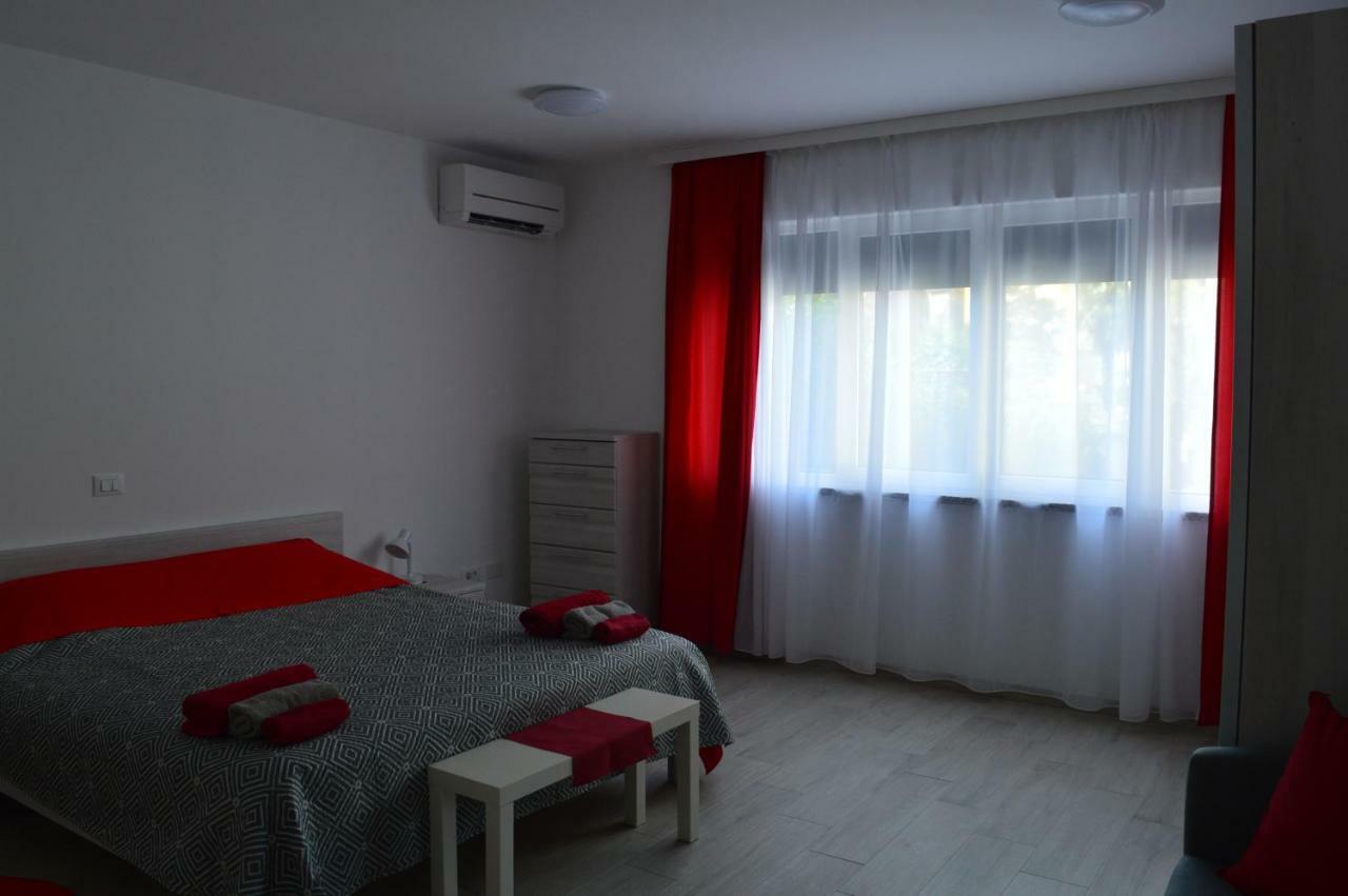 Margherita'S Room Ρόβινι Εξωτερικό φωτογραφία