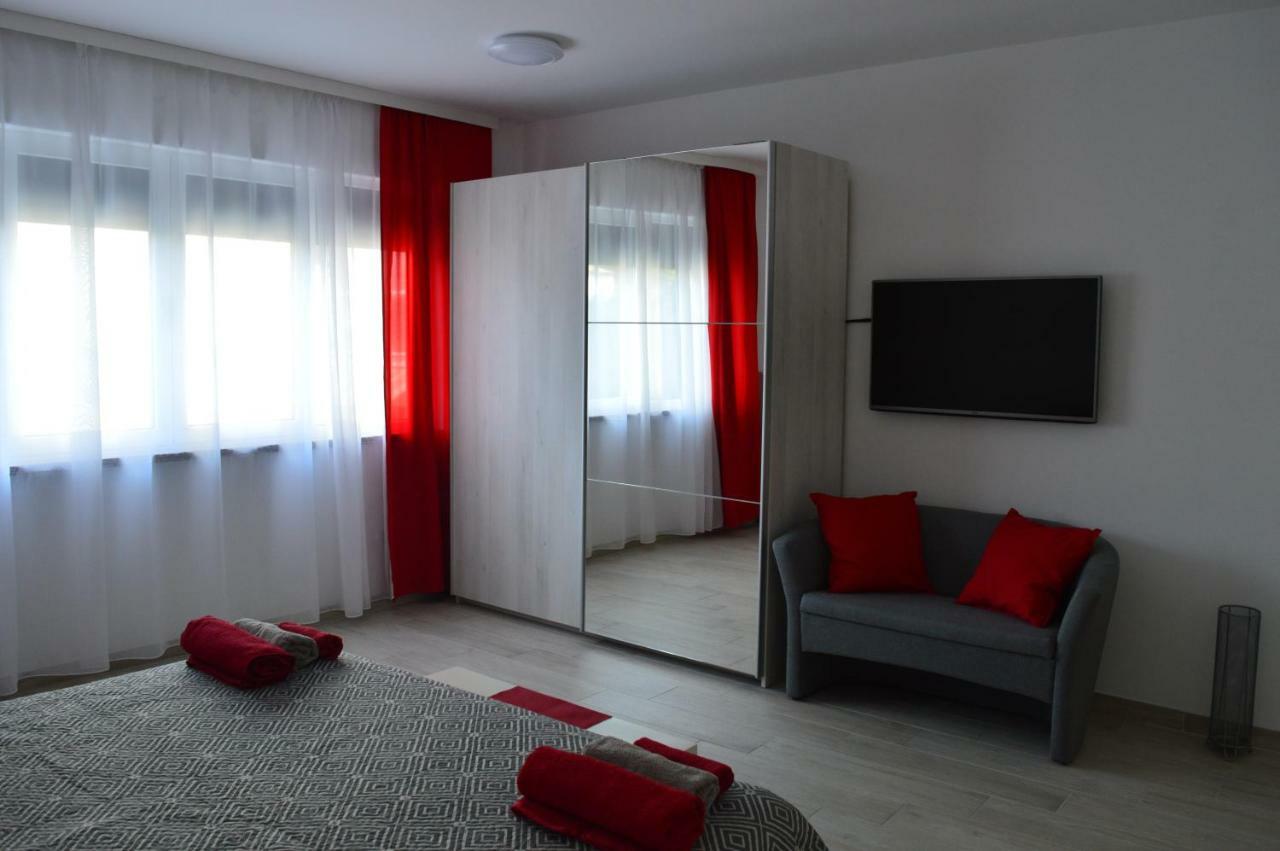 Margherita'S Room Ρόβινι Εξωτερικό φωτογραφία